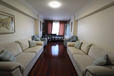 3+1 Apartment in Istanbul, Turkey No. 46571 4