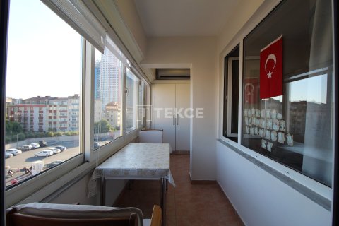 3+1 Apartment in Istanbul, Turkey No. 46571 22