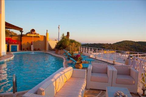 4 bedrooms Villa in Saronida, Greece No. 57181 7