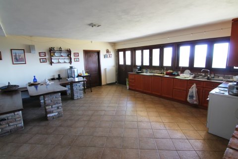 4 bedrooms Villa in Corfu, Greece No. 59005 5