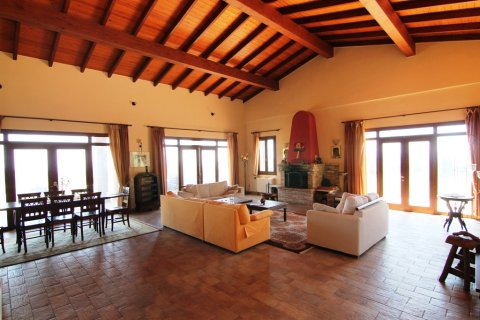 4 bedrooms Villa in Corfu, Greece No. 59005 12