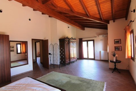 4 dormitorios Villa en Corfu, Greece No. 59005 23