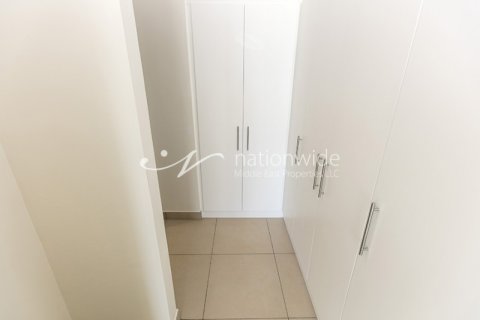 2 bedrooms Apartment in Al Reem Island, UAE No. 3415 4