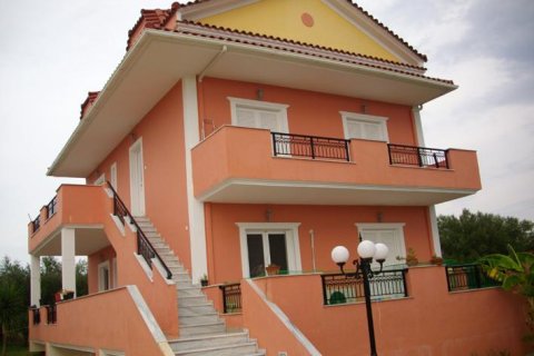 6 bedrooms Maisonette in Zakynthos, Greece No. 24602 1