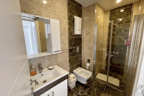 3 rooms Apartment in Kestel, Turkey No. 21342 9