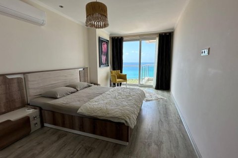 3 rooms Apartment in Kargicak, Turkey No. 21343 5