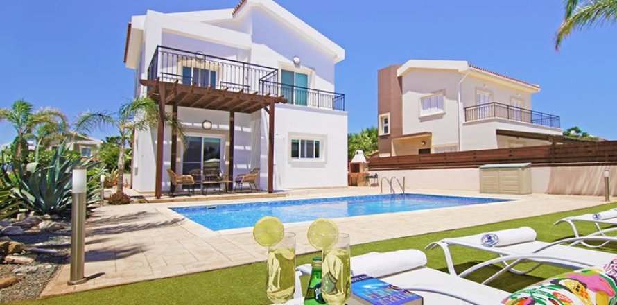 3 dormitorios Villa en Ayia Napa, Cyprus No. 65237