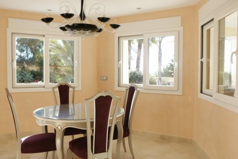 4 bedrooms Villa in Benissa, Spain No. 26126 8