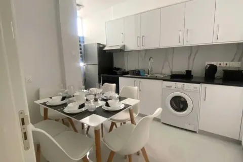 3 dormitorios Apartment en Germasogeia, Cyprus No. 32262 1