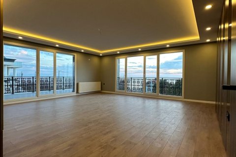 2+1 Apartment en Istanbul, Turkey No. 15467 6