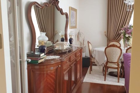 3+1 Apartment in Istanbul, Turkey No. 15519 6