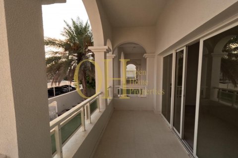 10 bedrooms Villa in Al Bateen, UAE No. 71592 4