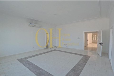 10 bedrooms Villa in Al Bateen, UAE No. 71592 6