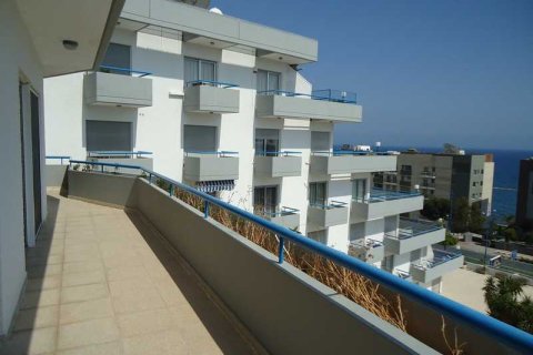 3 dormitorios Apartment en Agios Tychonas, Cyprus No. 43486 5