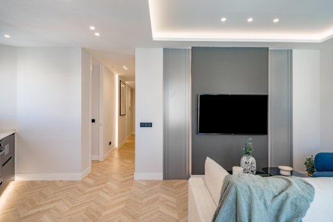 3 dormitorios Apartment en Madrid, Spain No. 26856 5