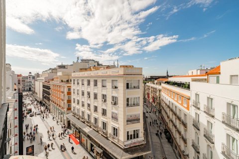 3 chambres Appartement à Madrid, Spain No. 26856 3