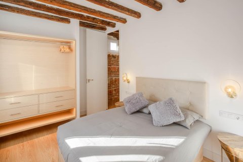 2 dormitorios Apartment en Madrid, Spain No. 26979 2