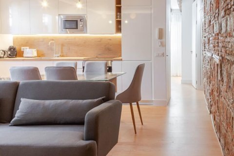 2 dormitorios Apartment en Madrid, Spain No. 26979 6