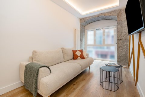 3 dormitorios Apartment en Madrid, Spain No. 26858 1