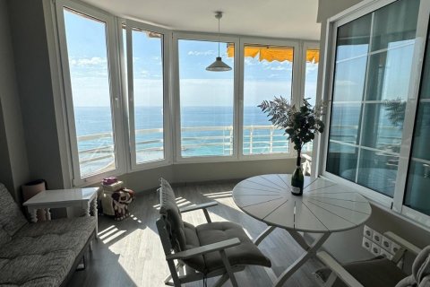 3 dormitorios Apartment en Alicante, Spain No. 27733 5