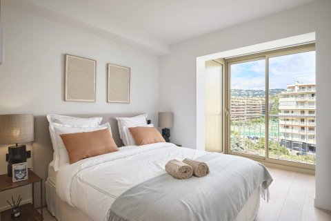 2 dormitorios Apartment en Cannes, France No. 75908 9