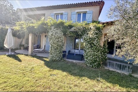 6 dormitorios Villa en La Garde-Freinet, France No. 75907 4