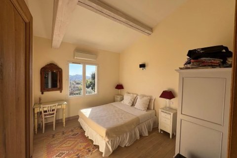 6 dormitorios Villa en La Garde-Freinet, France No. 75907 21