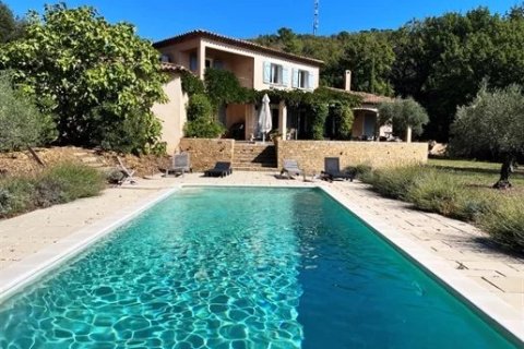 6 dormitorios Villa en La Garde-Freinet, France No. 75907 1