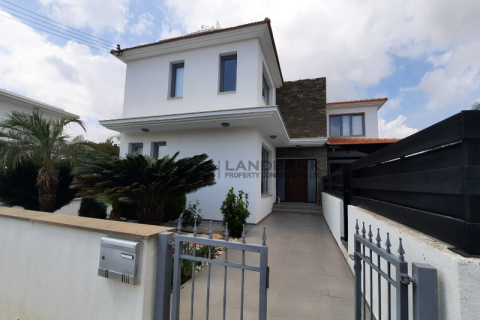 3 dormitorios House en Latsia, Cyprus No. 63247 8