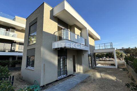 3+2 Villa en Urla, Turkey No. 17505 29