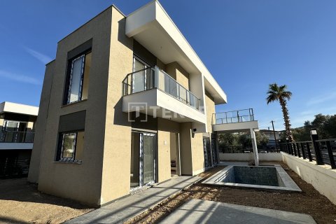 3+2 Villa en Urla, Turkey No. 17505 18