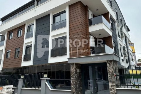 5 rooms Apartment in Muratpasa, Turkey No. 12311 1