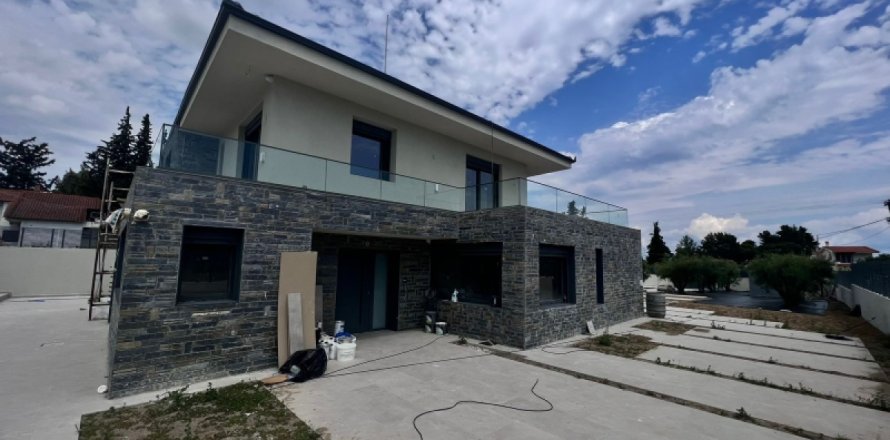 5 bedrooms Villa in Central Macedonia, Greece No. 48074