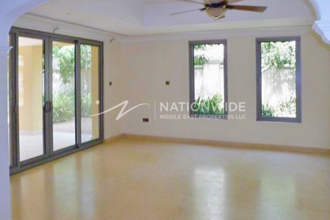 4 dormitorios Villa en  Saadiyat Island, UAE No. 4484 9