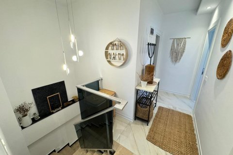 4 rooms Apartment in Oba, Turkey No. 21512 21