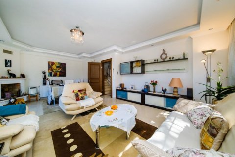 4 rooms Apartment in Alanya, Turkey No. 21509 9