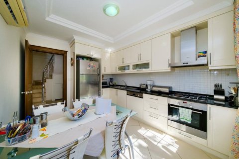 4 rooms Apartment in Alanya, Turkey No. 21509 17