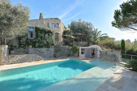 6 bedrooms Villa in Mougins, France No. 72063 2