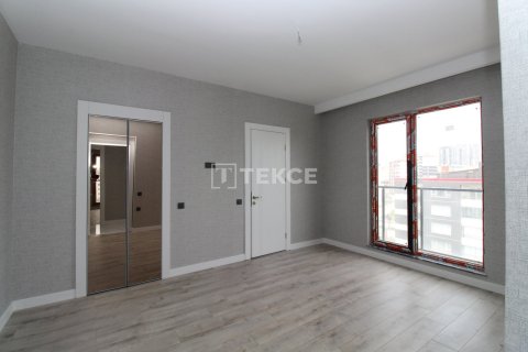 4+1 Apartment in Ankara, Turkey No. 13315 14