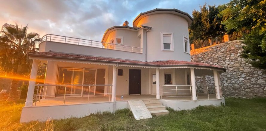 3+1 Villa in Tepe, Turkey No. 14372