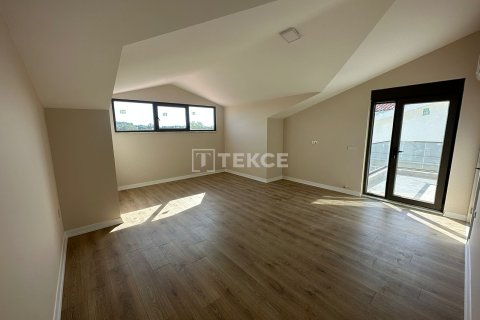 4+1 Villa in Serik, Turkey No. 12320 17