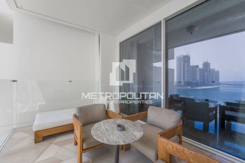 Квартира с 2 спальнями в FIVE Palm Jumeirah, ОАЭ №7692 2