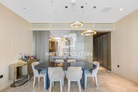 Квартира с 2 спальнями в FIVE Palm Jumeirah, ОАЭ №7692 21