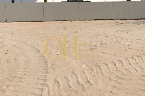 1127.1m² Land on the Saadiyat Island, UAE No. 9213 7