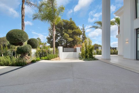 6 dormitorios Villa en Marbella, Spain No. 27400 8