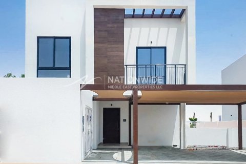 4 bedrooms Villa in Al Ghadeer, UAE No. 3683 1