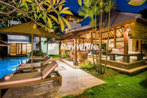 3 bedrooms Villa in Kerambitan, Indonesia No. 23102 20