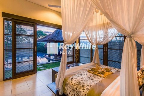 3 bedrooms Villa in Kerambitan, Indonesia No. 23102 19