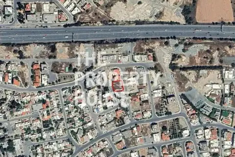 607m² Land in Limassol, Cyprus No. 45109 1