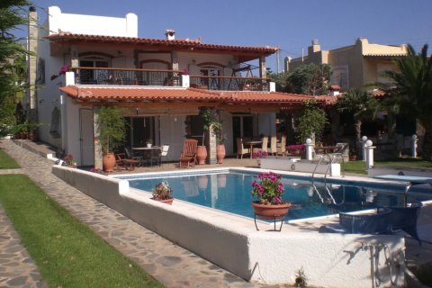 4 bedrooms Villa in Athens, Greece No. 48495 1